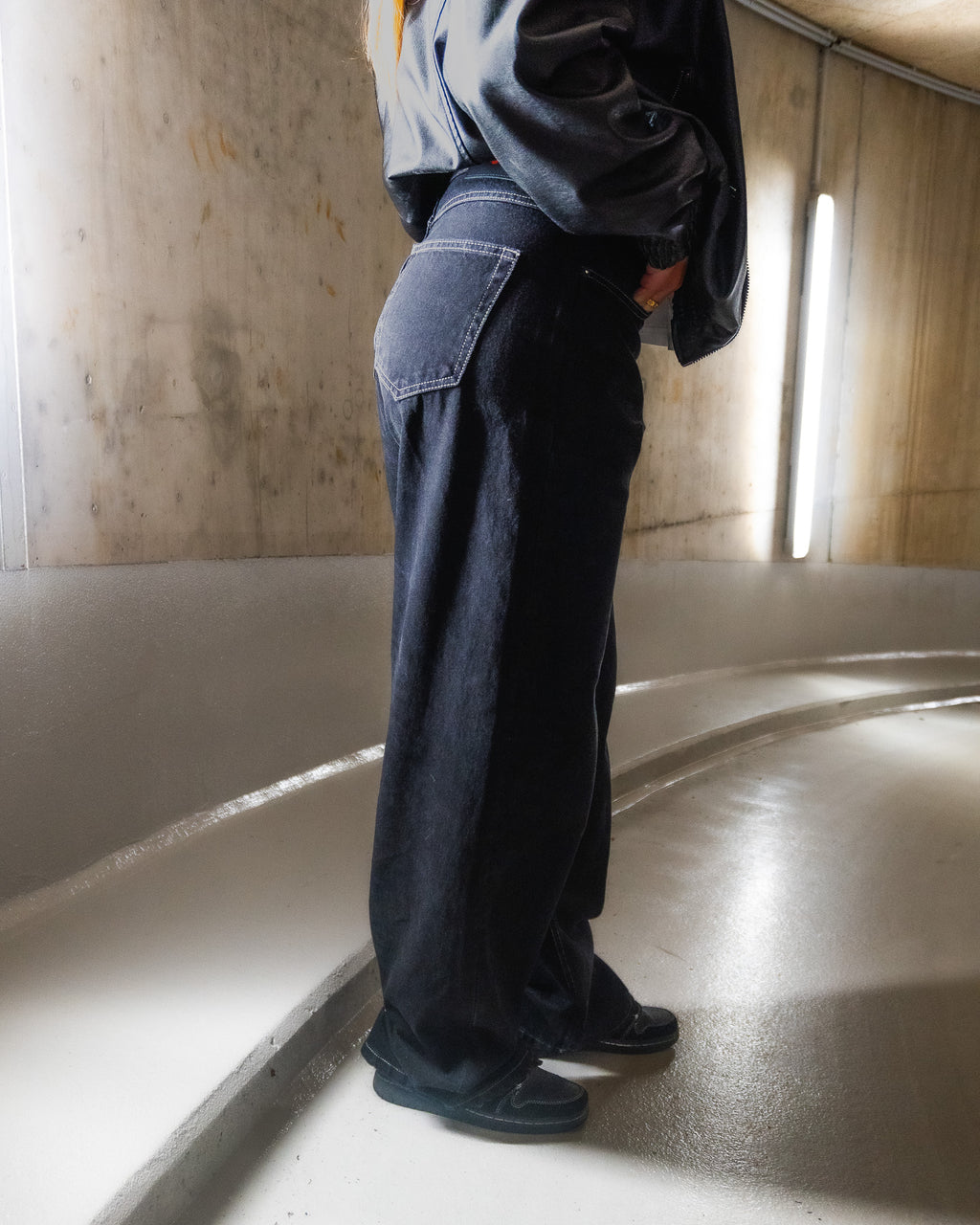 RAW BLACK DENIM